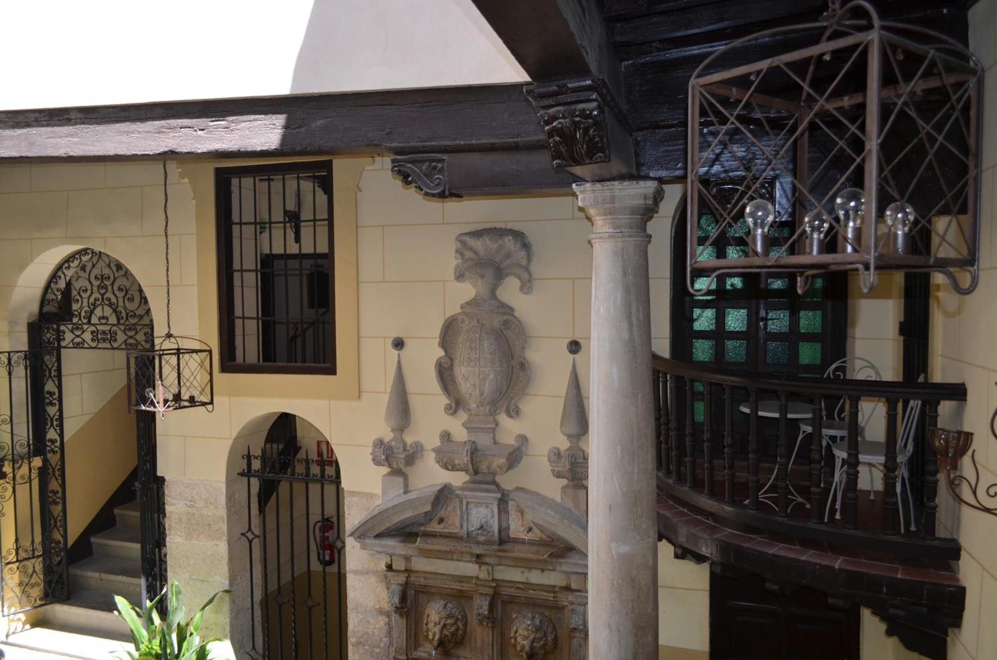 Palacio De Mariana Pineda
